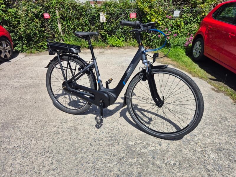 Gazelle Orange C330 Bosch Active Line