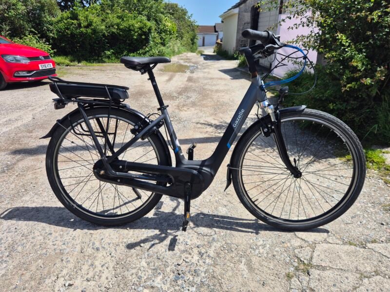 Gazelle Orange C330 Bosch Active Line