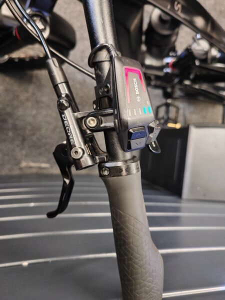 Free Delivery / 2025 Cube Stereo Hybrid HPC 160 Carbon Fibre Size Small / Medium