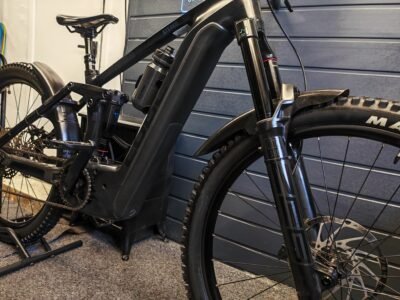 Free Delivery / 2025 Cube Stereo Hybrid HPC 160 Carbon Fibre Size Small / Medium