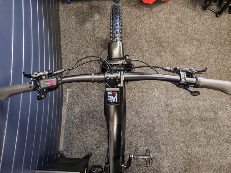 Free Delivery / 2025 Cube Stereo Hybrid HPC 160 Carbon Fibre Size Small / Medium