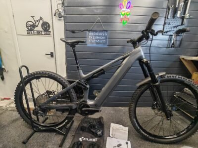 Free Delivery / 2025 Cube Stereo Hybrid One77 ( 177 ) HPC Race 800 Carbon Fibre Size Large