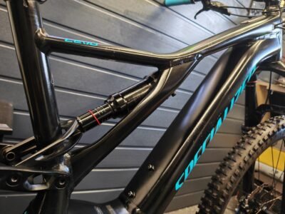 Free Delivery / 2022 Specialized Turbo Levo