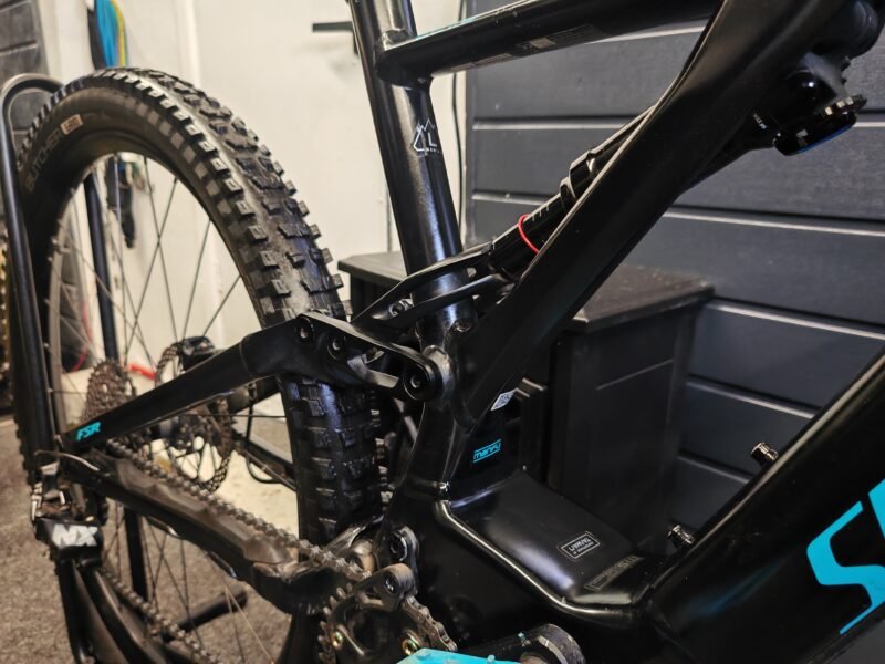 Free Delivery / 2022 Specialized Turbo Levo