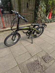 Carrera Crosscity Folding Electric Bike (2021) – Excellent Condition