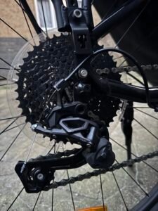 Fully Upgraded Leagalised ELECTRIC Mountain bike with CCTV live recording . 30 miles on Single charge.