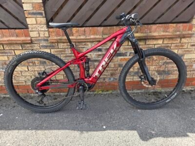 Trek rail 5 like new only 140 miles covered large frame