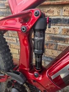 Trek rail 5 like new only 140 miles covered large frame