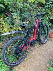 GHOST E-ASX-160 ESSENTIAL AL-RED-S BOSCH 29" / 27.5" wheels