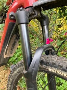 GHOST E-ASX-160 ESSENTIAL AL-RED-S BOSCH 29" / 27.5" wheels