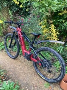 GHOST E-ASX-160 ESSENTIAL AL-RED-S BOSCH 29" / 27.5" wheels