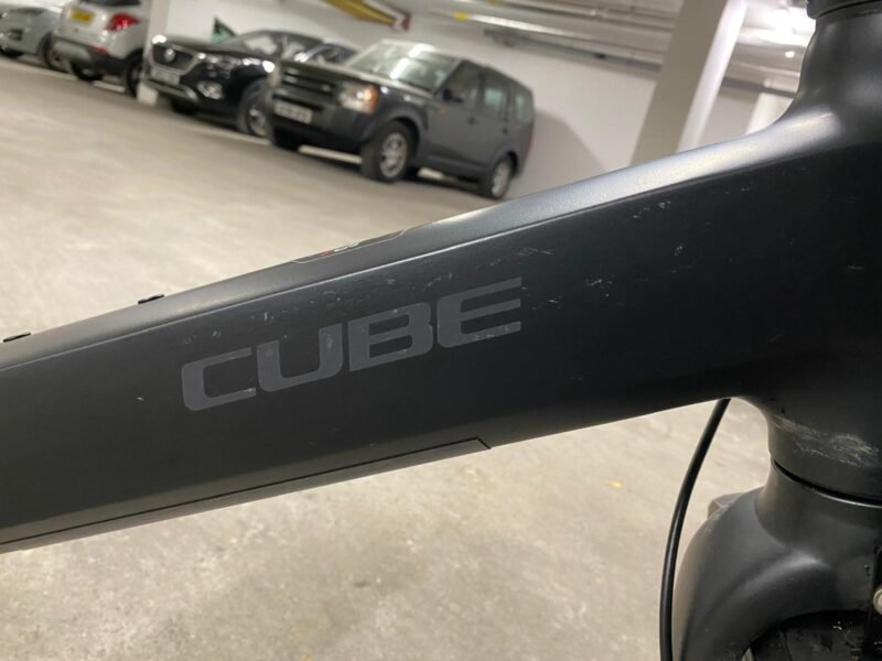 Cube Fold Hybrid 545 2026 (Coal)